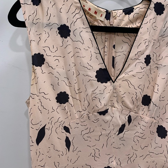 Marni Pink Abstract Print Silk Knee Length Dress 42 - Picture 3 of 8